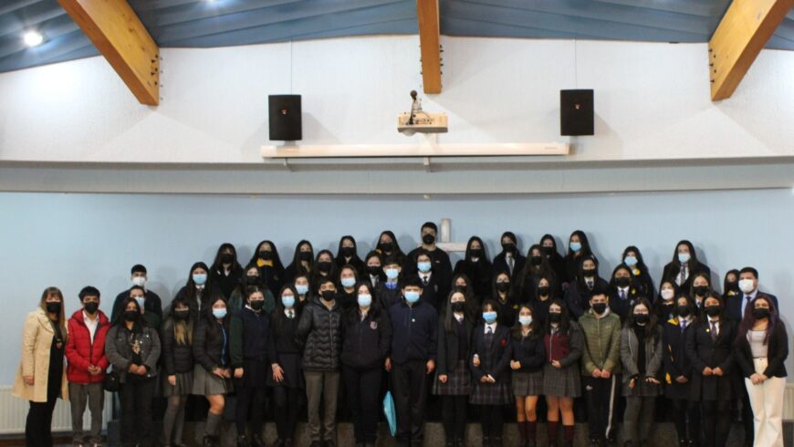 ESTUDIANTES DE 3ERO MEDIO INGRESARON AL PROGRAMA PAT