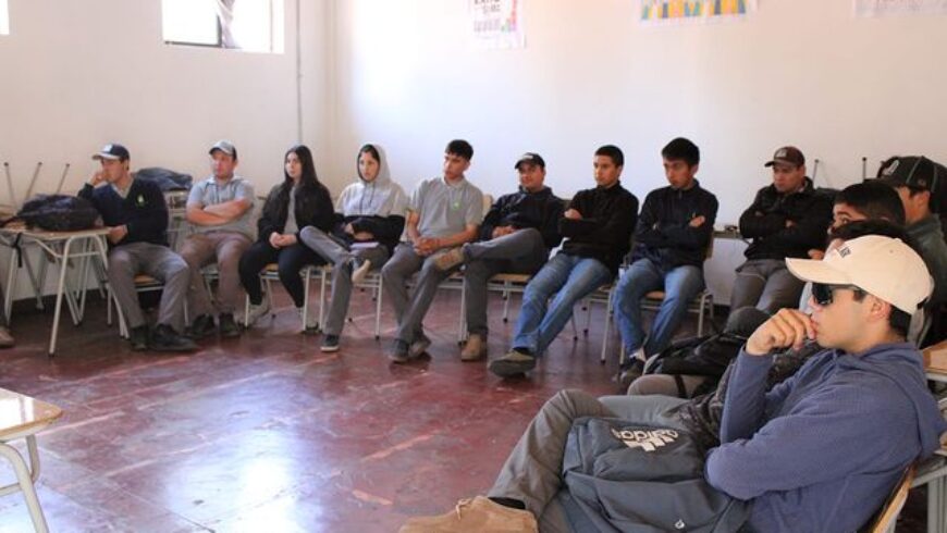 ESTUDIANTES DE ESTABLECIMIENTOS PACE UCM PARTICIPARON DE TALLER ORIENTADO A LA PASIÓN POR APRENDER