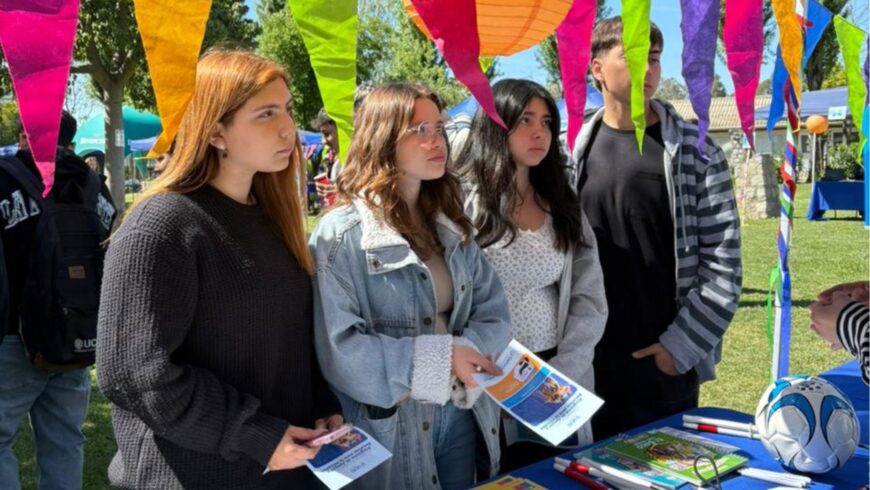 Equipos del Programa Psicoeducativo y PARI participaron del Carnaval Saludable en UCM